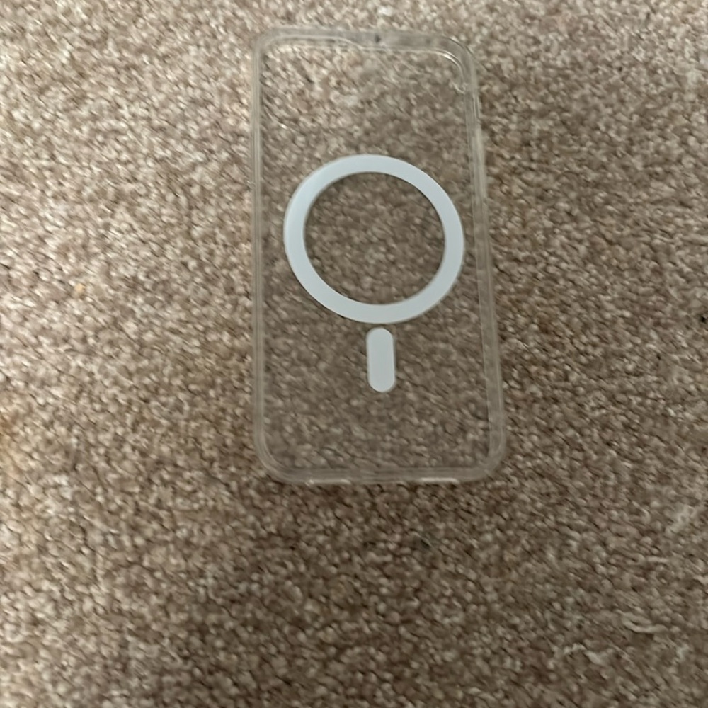 IPHONE 12 clear case with MagSafe